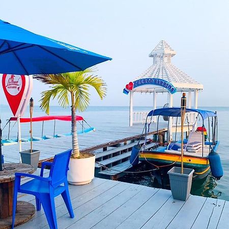 Restaurante Y Hotel “La Pesca” ปวยร์โต บาร์ริโอส ภายนอก รูปภาพ
