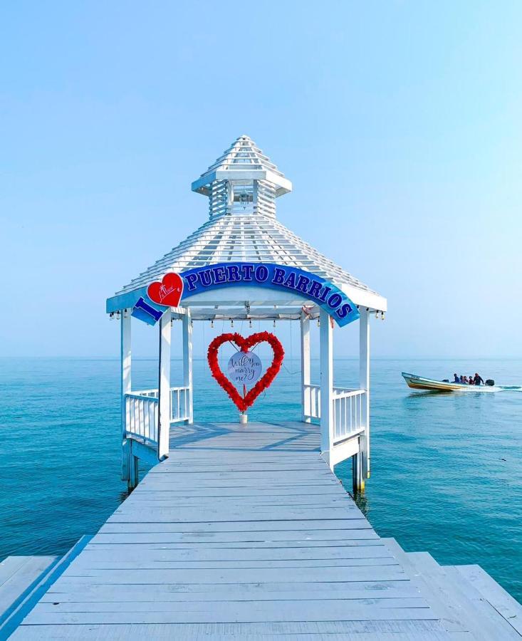 Restaurante Y Hotel “La Pesca” ปวยร์โต บาร์ริโอส ภายนอก รูปภาพ