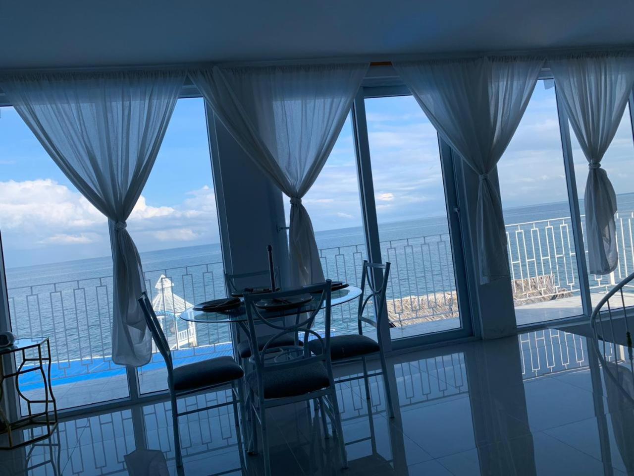 Restaurante Y Hotel “La Pesca” ปวยร์โต บาร์ริโอส ภายนอก รูปภาพ